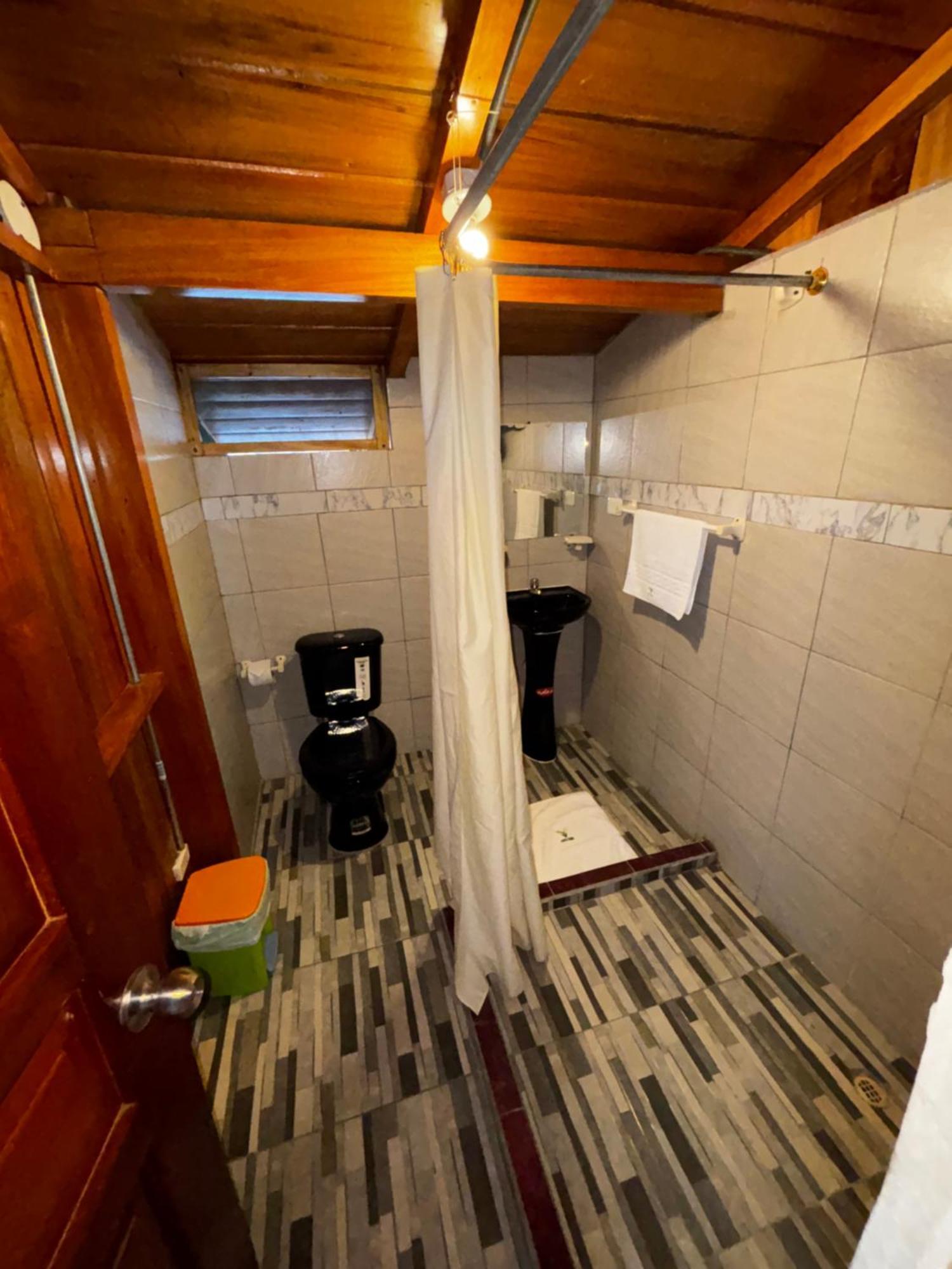 Hostal Vista Verde Mindo Luaran gambar
