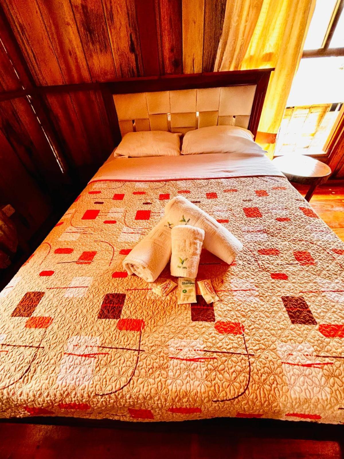 Hostal Vista Verde Mindo Luaran gambar